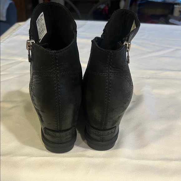 Sorel Joan Of Arctic Women's Black Leather Ankle Boots Size 10 - Picture 6 of 16